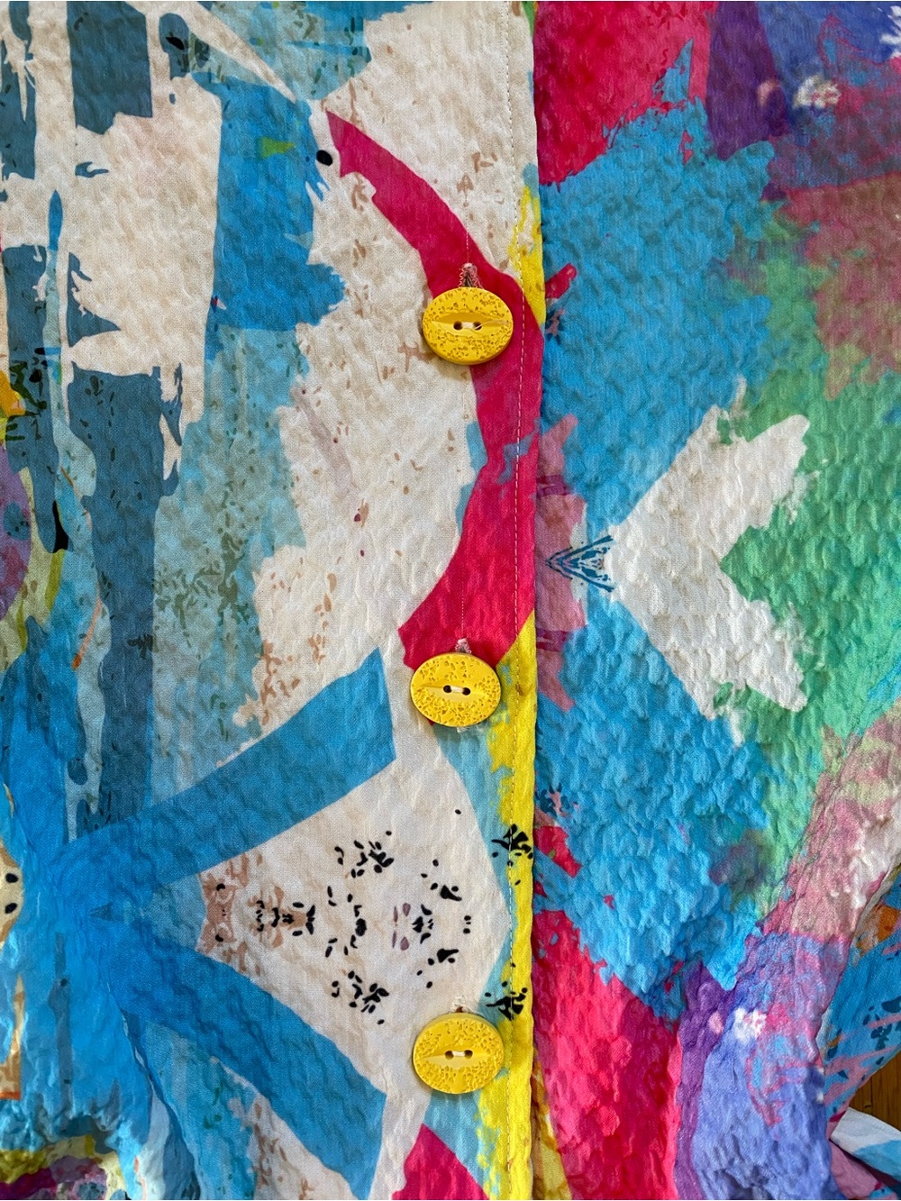 🎨 Abstract Multi-Color Textured Top - Picture 7 of 8